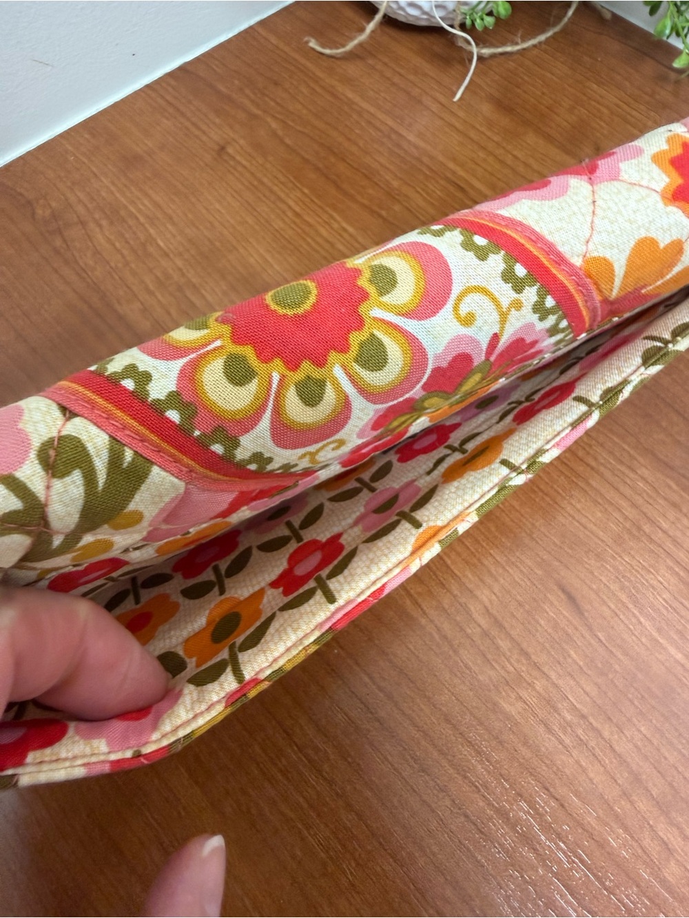 Vera Bradley Flockloric Wallet Organizer Floral EUC - Picture 3 of 6